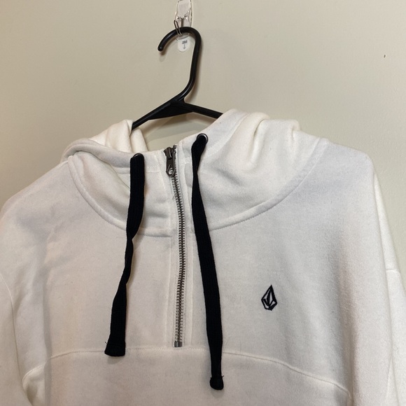 Large Women’s White Striped Fleece Quarter Zip Volcom Jacket - Picture 4 of 5